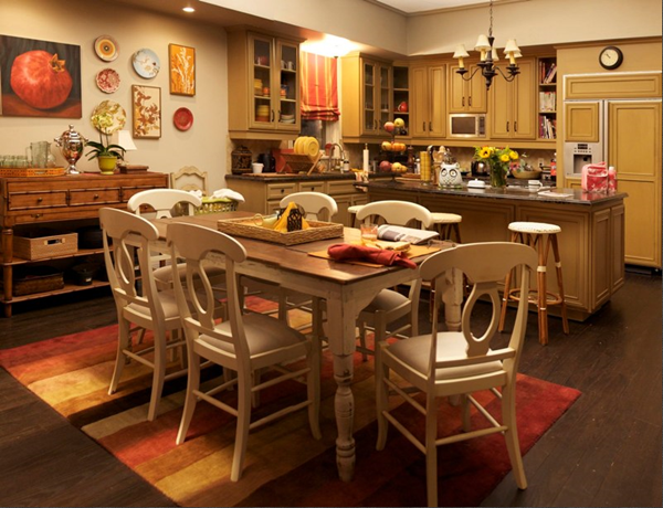 FAMOUS KITCHENS – Get the Look: Dunphy Household - Modern Family - TV