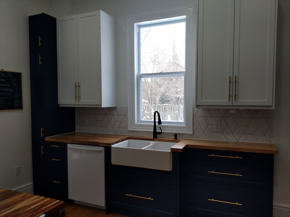 Blue Kitchen Cabinets 1