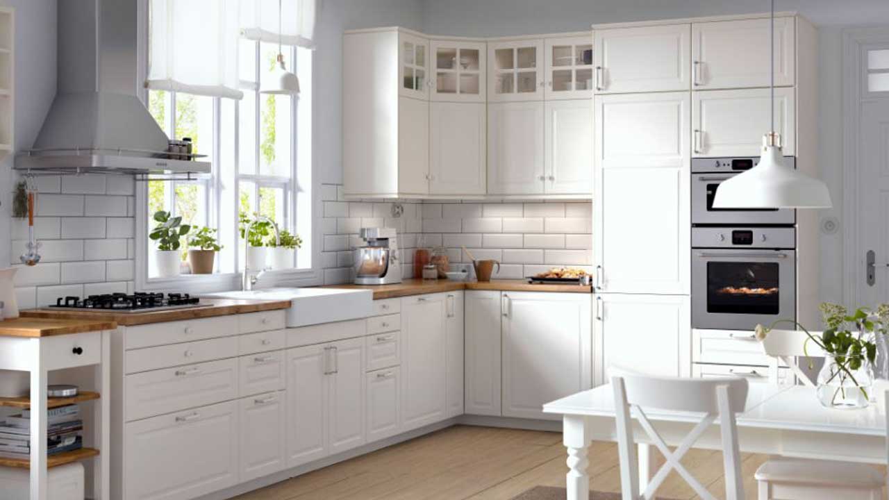 SEKTION is perfect for traditional kitchens